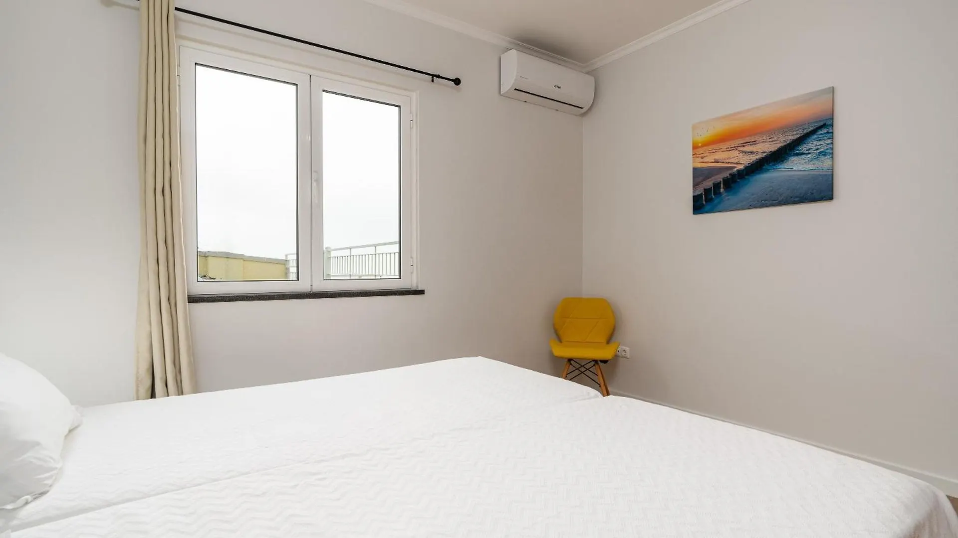 הוילה קלייטה Casa Agrela By Rent2U, Lda 0*,