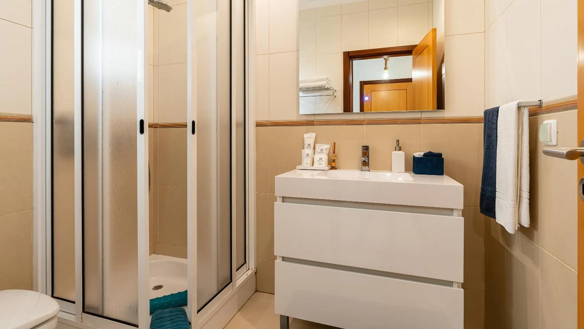 הוילה קלייטה Casa Agrela By Rent2U, Lda פורטוגל